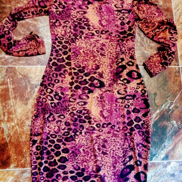 Dress - Picture 2 of 2